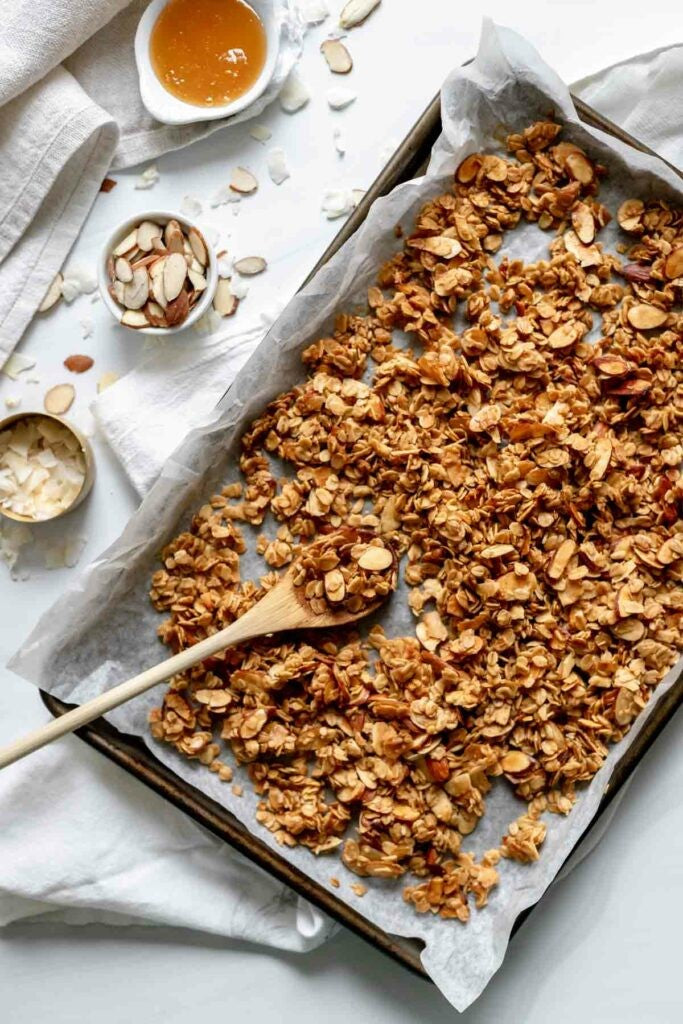 HEALTHY GRANOLA